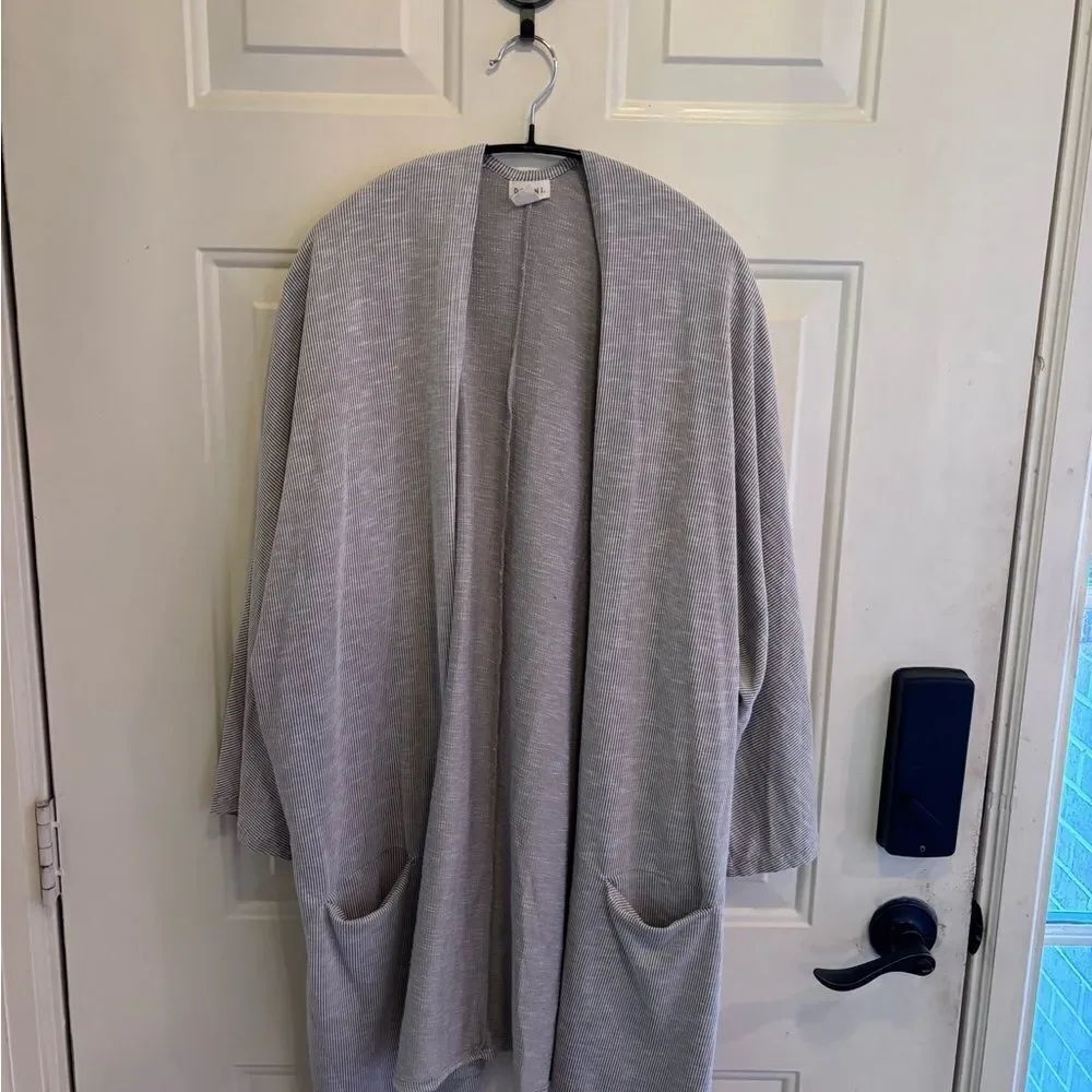 DONNI. Striped Gray and White Top - Picture 2 of 5